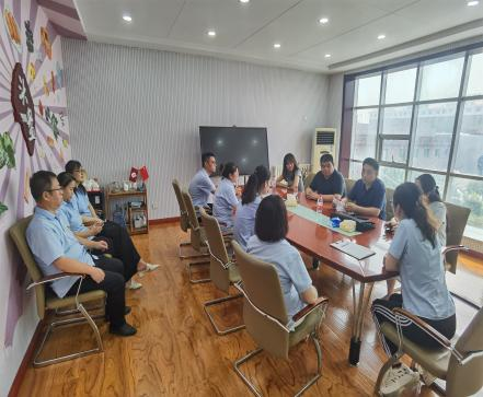 農(nóng)業(yè)局對(duì)公司進(jìn)行安全檢查